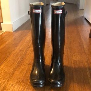 Hunter Rain Boots Tall Gloss Black size 8 Women